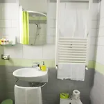 Eco 4*